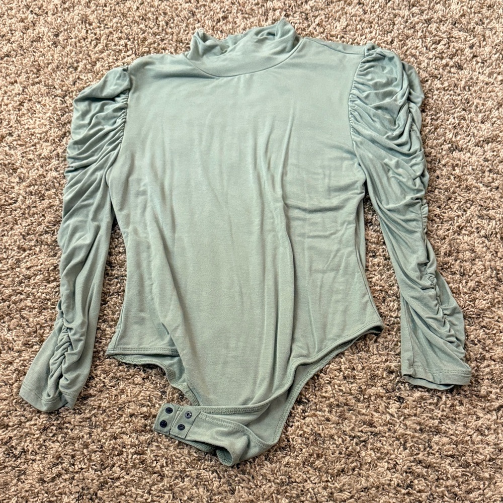 Love Tree Ruched Sleeve Bodysuit